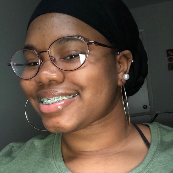 Meet your Posher, Dae - Picture 1 of 1